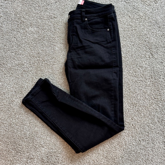 cabi Skinny Jeans, #3941, 10, EUC, Black, Low Rise - Picture 7 of 11